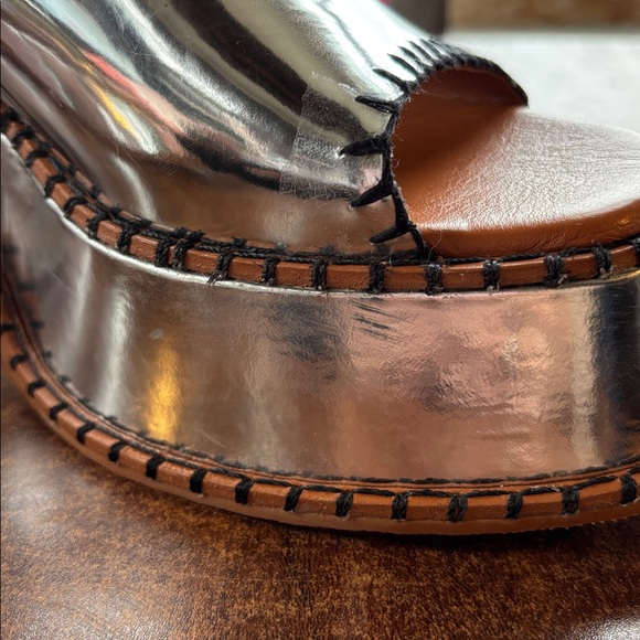 Farm Rio Sample Silver Wedge Mule Sandal - Picture 9 of 14